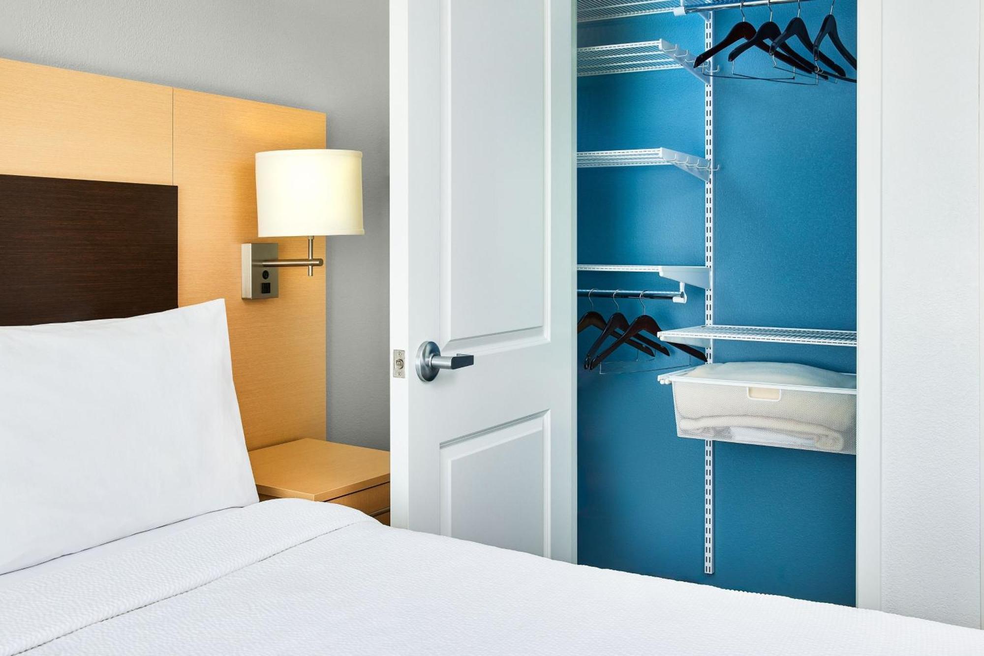 Towneplace Suites By Marriott Garden City Kültér fotó