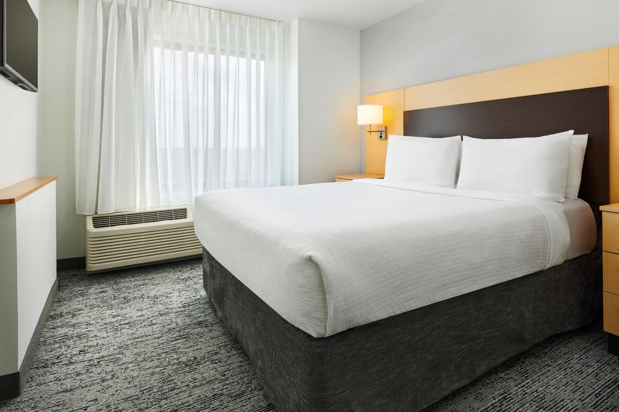 Towneplace Suites By Marriott Garden City Kültér fotó